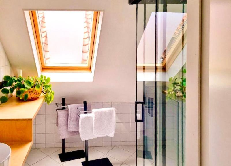 Appartement B&B Pandhouse Oud-Beijerland Eksteriør billede